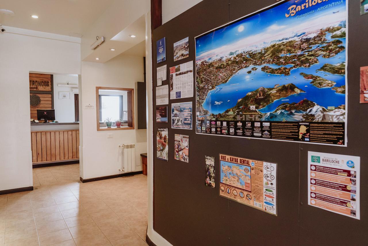 Hostel Los Troncos Bariloche Zewnętrze zdjęcie